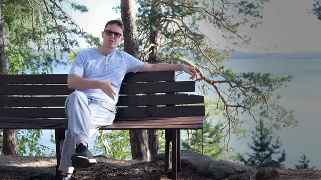 8 СПОСОБОВ КАК ЗАРАБОТАТЬ ДЕНЬГИ В ОТПУСКЕ?! смотреть онлайн