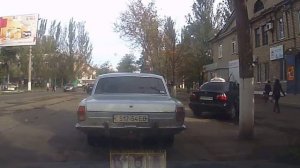 Бабушка на дороге