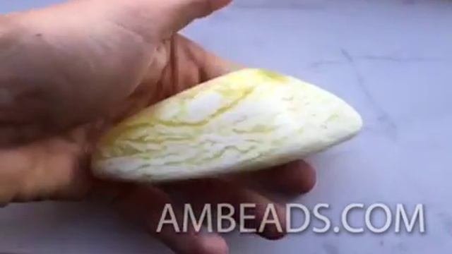 Янтарь: оценка и скупка янтарных изделий