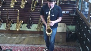 Saxquest! Yamaha YTS-480 Intermediate Tenor Saxophone