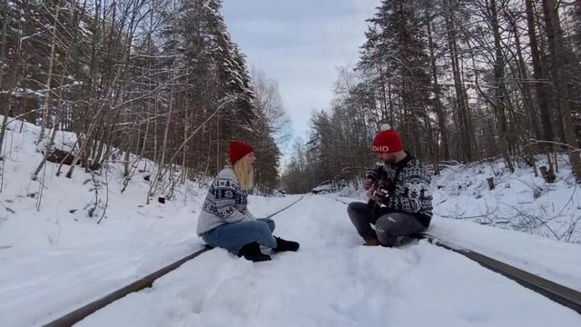 ГОСТИ ИЗ БУДУЩЕГО - БЕГИ ОТ МЕНЯ (КАВЕР)