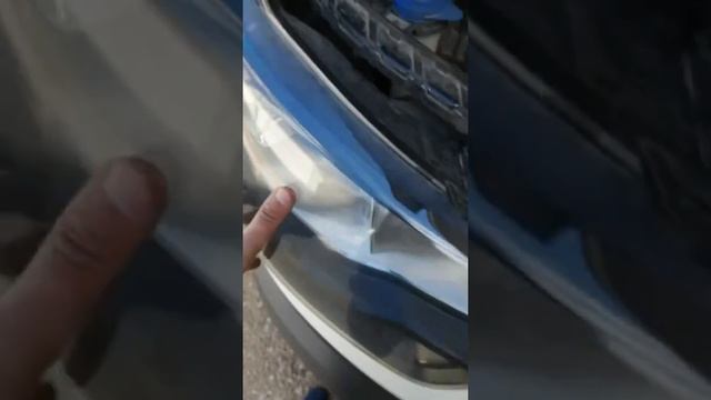 Замена лампочек ближнего, дальнего света поворотов и габаритов Ford Transit(Форд Транзит) 2016 год смотреть онлайн