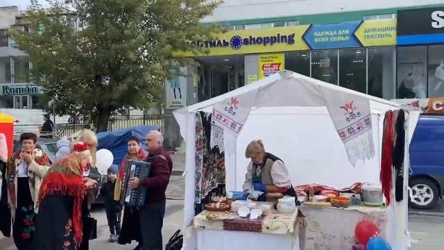 Зазывают на ярмарку