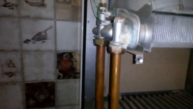 Течь в теплообменнике газового котла. смотреть онлайн