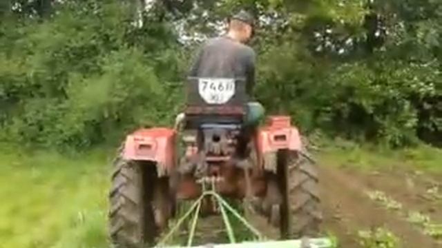 Окучивание картошки т-25