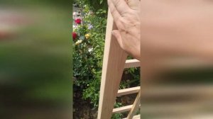 Установка садовой  перголы ,сделанной своими руками.