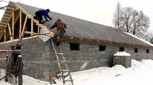 КУПИЛИ ДОМ В ДЕРЕВНЕ. СДЕЛАЛИ ИДЕАЛЬНУЮ КРЫШУ НА БОЛЬШОЙ ФЕРМЕ