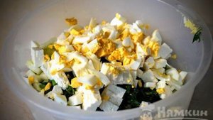 Салат из вареной свеклы и огурцов