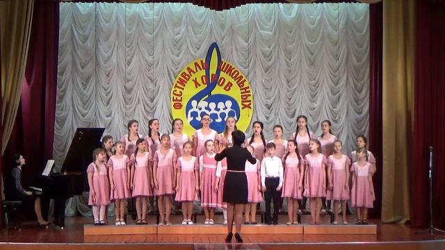 Смотр четырёх хоров. Школы поют, но хором не все... смотреть онлайн