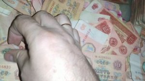 Какую редкую банкноту я нашёл, перебирая приобретенные 3000 банкнот по 10 рублей