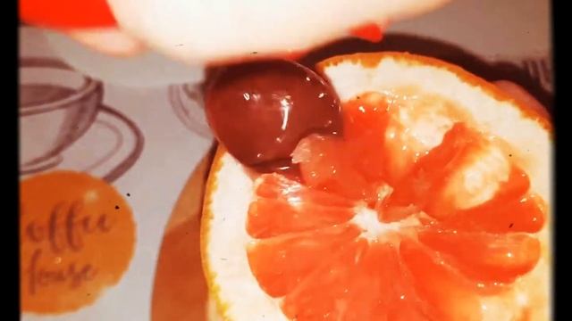 Как почистить ГРЕЙПФРУТ - 2 СПОСОБА/КАК СЪЕСТЬ ГРЕЙПФРУТ смотреть онлайн
