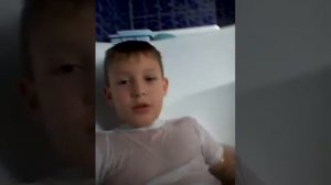 Мои ощющения когда принимаю ванну в вещах.