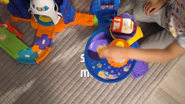 VTech® Go! Go! Smart Wheels® Blast-Off Space Station™ Demo Video смотреть онлайн