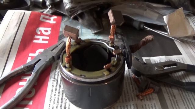 Cynos EL44 бомж-мобиле #14 - ремонт стартера (щетки) смотреть онлайн