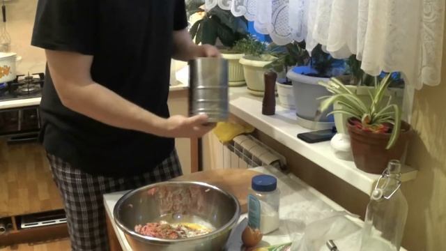 Диологовый журнал 14 - Серия 43 - шеф самуро мико - колбаса из говядины и свинины смотреть онлайн