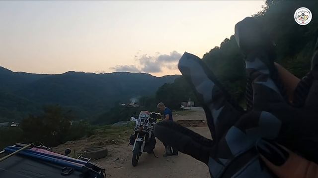 [#167] Te puede PARECER RARO, pero ESTE es nuestro DESAYUNO - Vuelta al mundo en moto смотреть онлайн