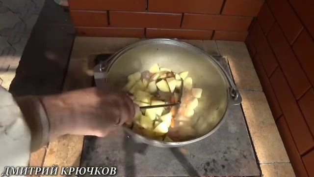 #Замечательный #Уйгурский #Лагман #Вкусное среднеазиатское блюдо в казане на костре #Живите_в_Кайф! смотреть онлайн