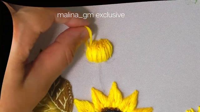 Floral Embroidery: How to Embroider a Sunflower Bud смотреть онлайн