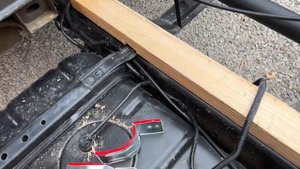 Подготавливаю Газель под установку Будки
