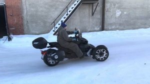 Чудо юдо из темноты! Вдруг откуда не возьмись появляется оно #brp #ryker #can-am 900 #дрифт #трайк