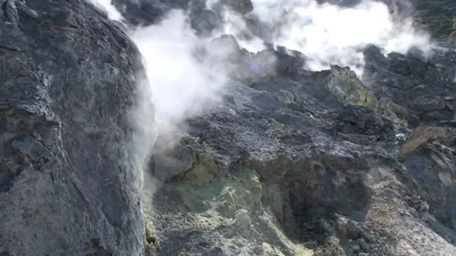 Действующий вулкан смотреть онлайн