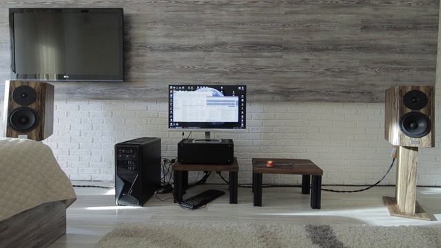 Звучание обновленной полочной акустики Ella Audio Flamenco - ВЧ Dynaudio Esotar /Radio Ga Ga/ смотреть онлайн