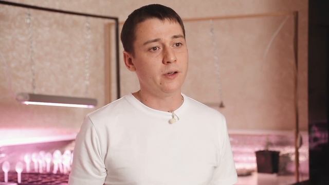 Выращиваем вкуснейшую землянику дома + наши результаты в конце видео