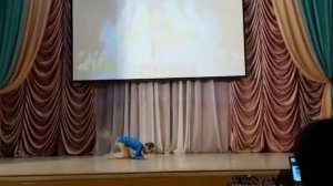 Ишненский СДК  Гимнастический этюд "Синий платочек"