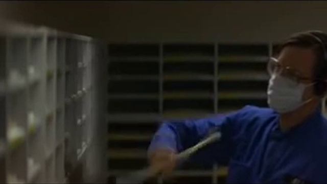 Стертая реальность \\ When a man falls смотреть онлайн