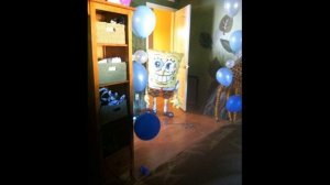 Roblox horror music played over pictures of creepy spongebob balloons
