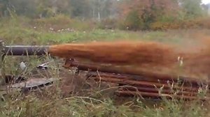 Прокачка скважины эрлифтом. "Глубина- 100м' ",давление воздуха- 20атм" ,