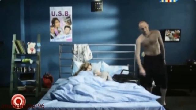 Серж Горелый включает магнитофон под разные звуки