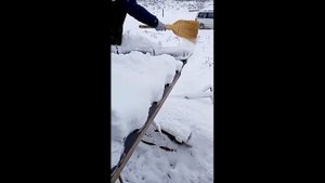 Заметает снег под круглый конек или нет? Крыша без аэроэлемента конька.