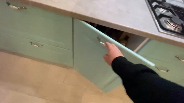 Мятная кухня в загородный дом / Обзор с описанием / Все цены смотреть онлайн