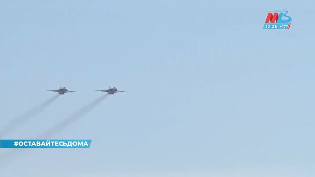 Тренировка военных вертолетов в небе над Волгоградом попала на видео смотреть онлайн