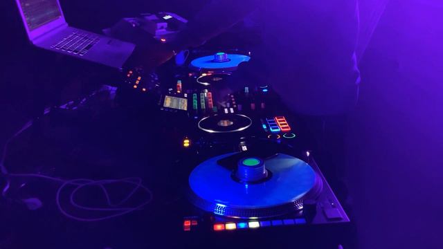 XP56 #techno #raw #peaktimetechno #hypnotictechno #driving смотреть онлайн