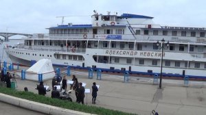 "Александр Невский" - первый теплоход посетивший  Саратов в круизную навигацию 2022г.