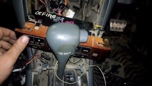 Nissan Cefiro меняем блок климата с навигацией на простой.