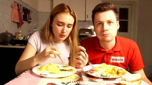 Картошечка ? Колбаска ? Огурчики ? и Новое блюдо МУКБАНГ асмр еда итинг @kushat_prosto смотреть онлайн