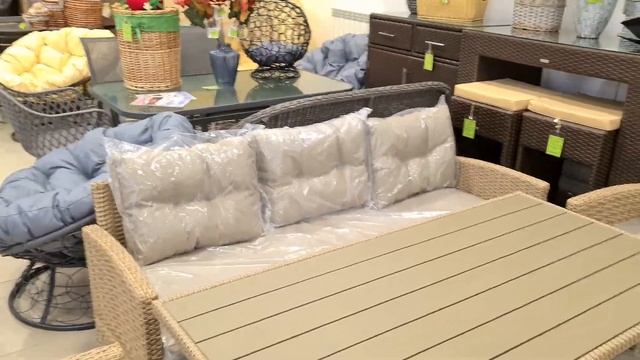 Комплект обеденный из искусственного ротанга для улицы смотреть онлайн