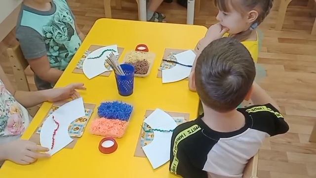 Профессия "Модельер" - занятие по конструированию