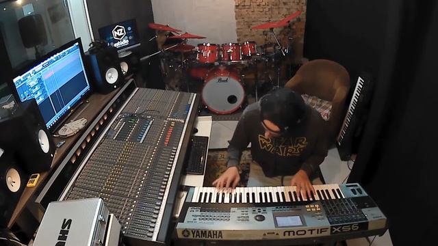 OMD - Electricity Cover смотреть онлайн