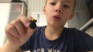 Собираю двух камерамэна  одну камеравумэн и одного клокмэна!