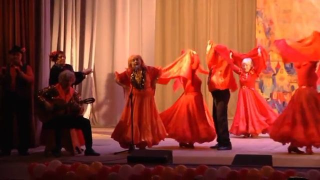 "Праздник в Севилье" Лариса Шаталова и ансамбль Ретро смотреть онлайн