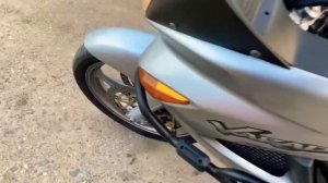 Honda XL 1000 V Varadero инжектор из Европы . Холодный запуск .