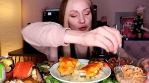 MUKBANG | Курица с ананасами, пюре, салат, бутерброды | Chicken, salad, sandwiches не ASMR