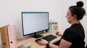 Samsung 32" Smart Monitor Overview