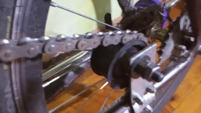 установка и замена натяжного ролика на веломотор