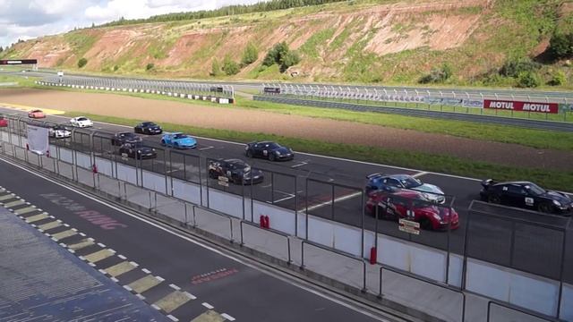 5-й этап Porsche Sport Challenge 2015 в Казани, старт