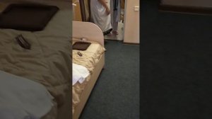 Военный санаторий Аврора, г. Хоста. Верные и исполнительные,  "обросшие собачьей шерстью" ру́лят..